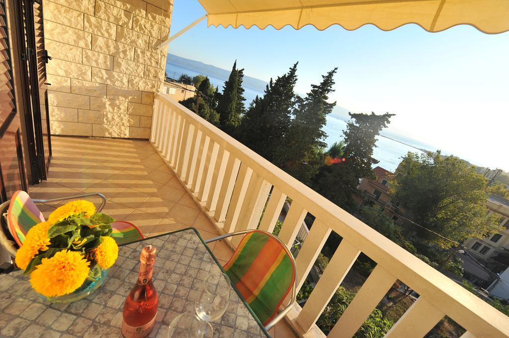 Apartments Villa White House Omiš Quarto foto